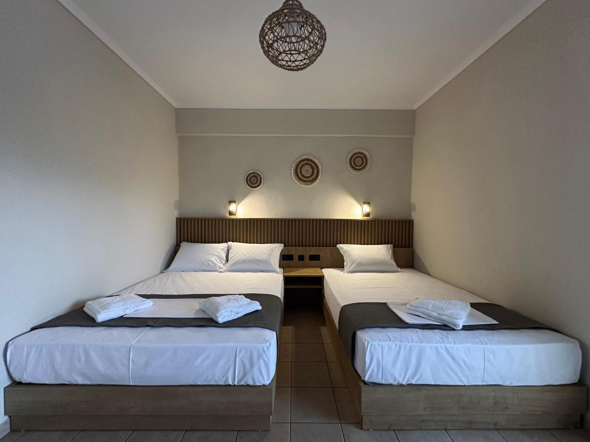 Anna Rooms Vrasná Buitenkant foto