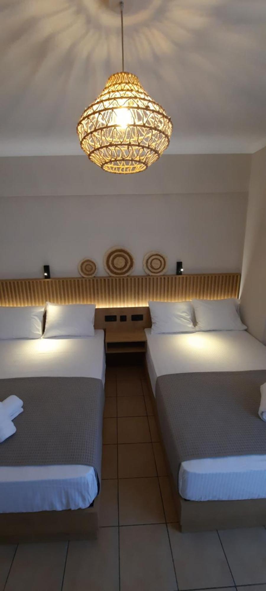 Anna Rooms Vrasná Buitenkant foto